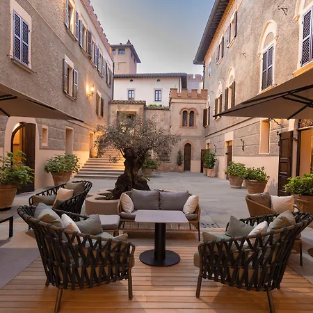 Borgo Dei Conti Relais & Chateaux 5* ペルージャ