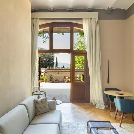 Borgo Dei Conti Relais & Chateaux 5* Perúgia